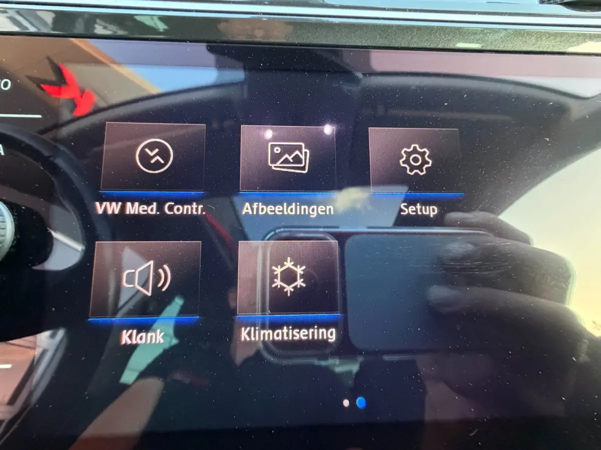 1.5 TSI ACT Highline Business R / Pano / 2x Massage / ACC / Trekhaak / Zeer kompleet !