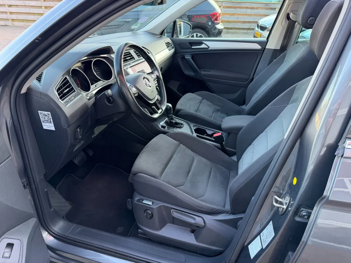 1.5 TSI ACT Highline Business R / Pano / 2x Massage / ACC / Trekhaak / Zeer kompleet !