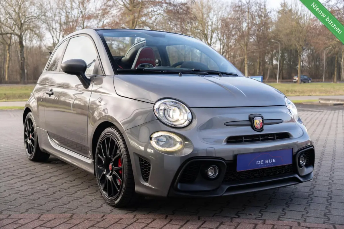 C 1.4 T-Jet Abarth 595 Competizione | 180Pk | Cabrio | Automaat | Brembo | Xenon | Leder | Carbon | Digitaal Dashboard | Dealer Onderhouden