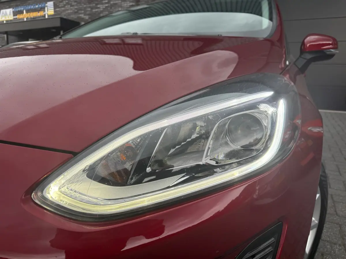 1.0 EcoBoost Titanium | 2E EIGENAAR | 3/6 OF 12 MND GARANTIE | CAMERA | PANO DAK | TREKHAAK | CARPLAY |