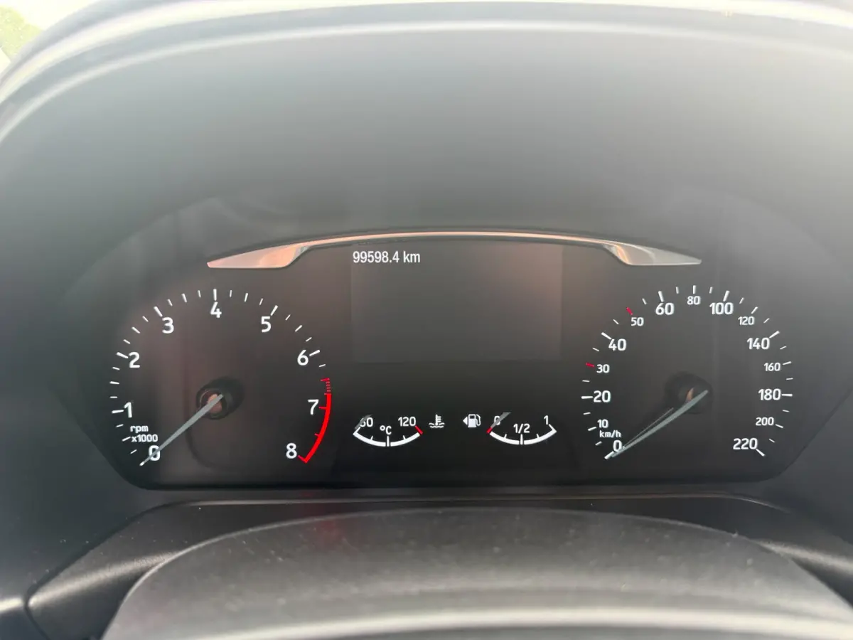 1.0 EcoBoost Titanium | 2E EIGENAAR | 3/6 OF 12 MND GARANTIE | CAMERA | PANO DAK | TREKHAAK | CARPLAY |