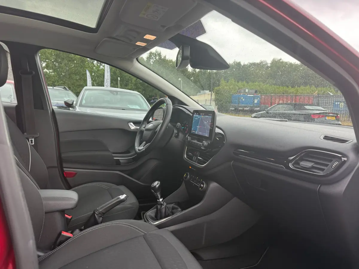 1.0 EcoBoost Titanium | 2E EIGENAAR | 3/6 OF 12 MND GARANTIE | CAMERA | PANO DAK | TREKHAAK | CARPLAY |