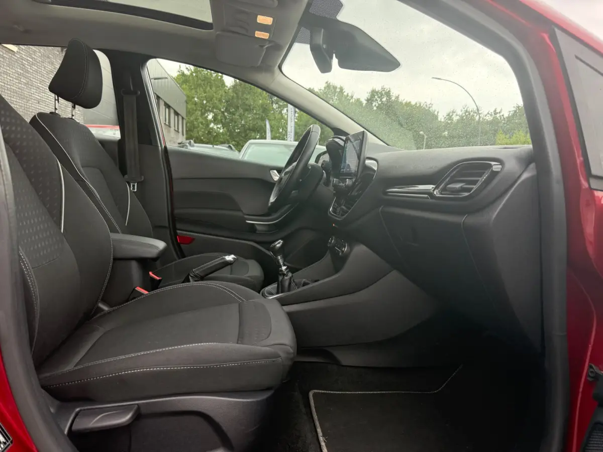 1.0 EcoBoost Titanium | 2E EIGENAAR | 3/6 OF 12 MND GARANTIE | CAMERA | PANO DAK | TREKHAAK | CARPLAY |