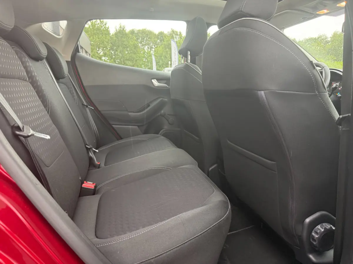 1.0 EcoBoost Titanium | 2E EIGENAAR | 3/6 OF 12 MND GARANTIE | CAMERA | PANO DAK | TREKHAAK | CARPLAY |