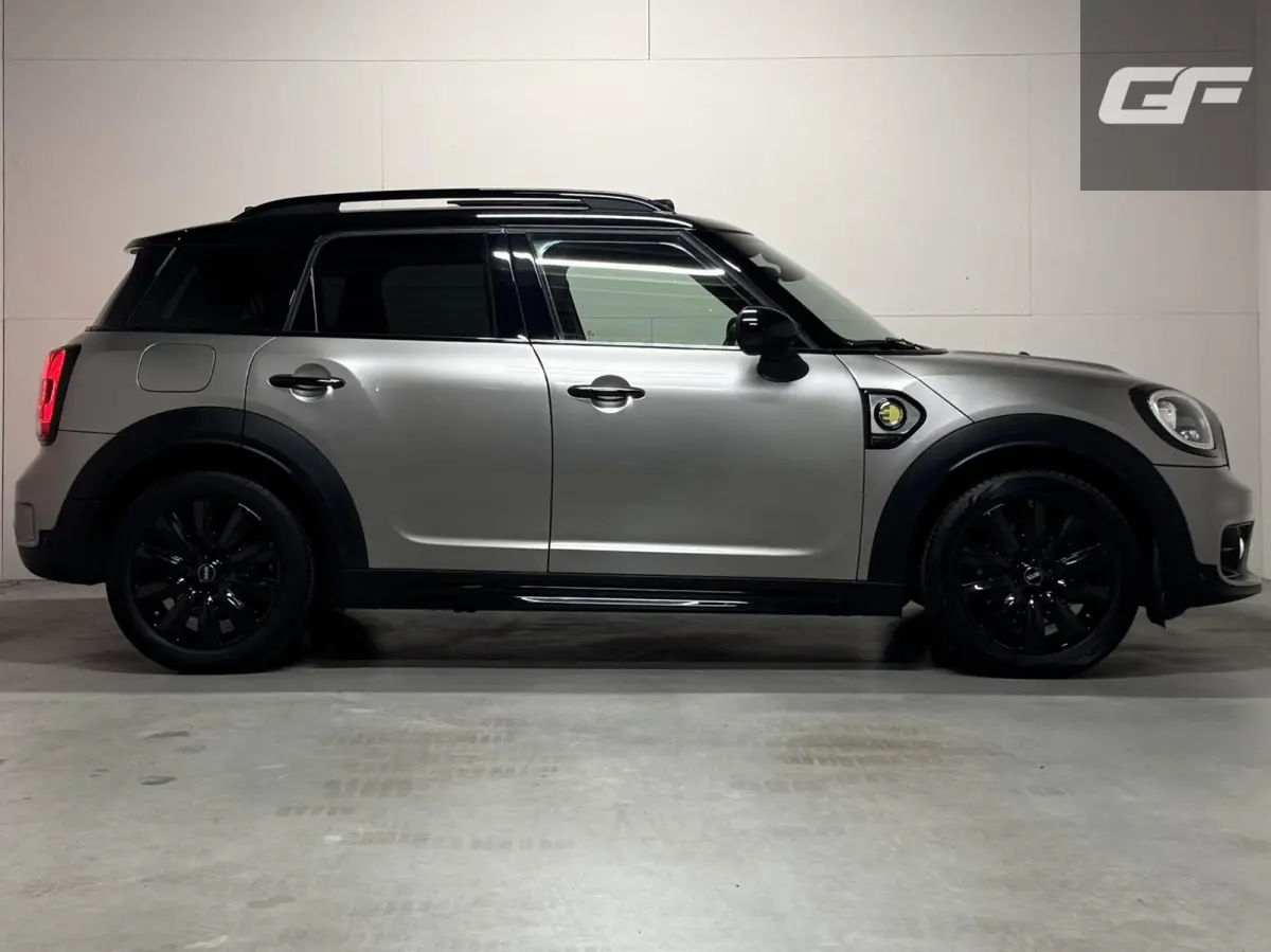 1.5 Cooper ALL4 Pano CarPlay ACC Sfeer NAP