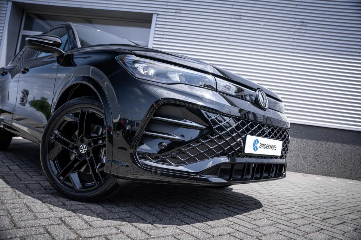 R-Line Edition - eHybrid | 'App-Connect' draadloze smartphone integratie | Automatische afstandsregeling (Adaptive Cruise Control) | Diefstalalarm