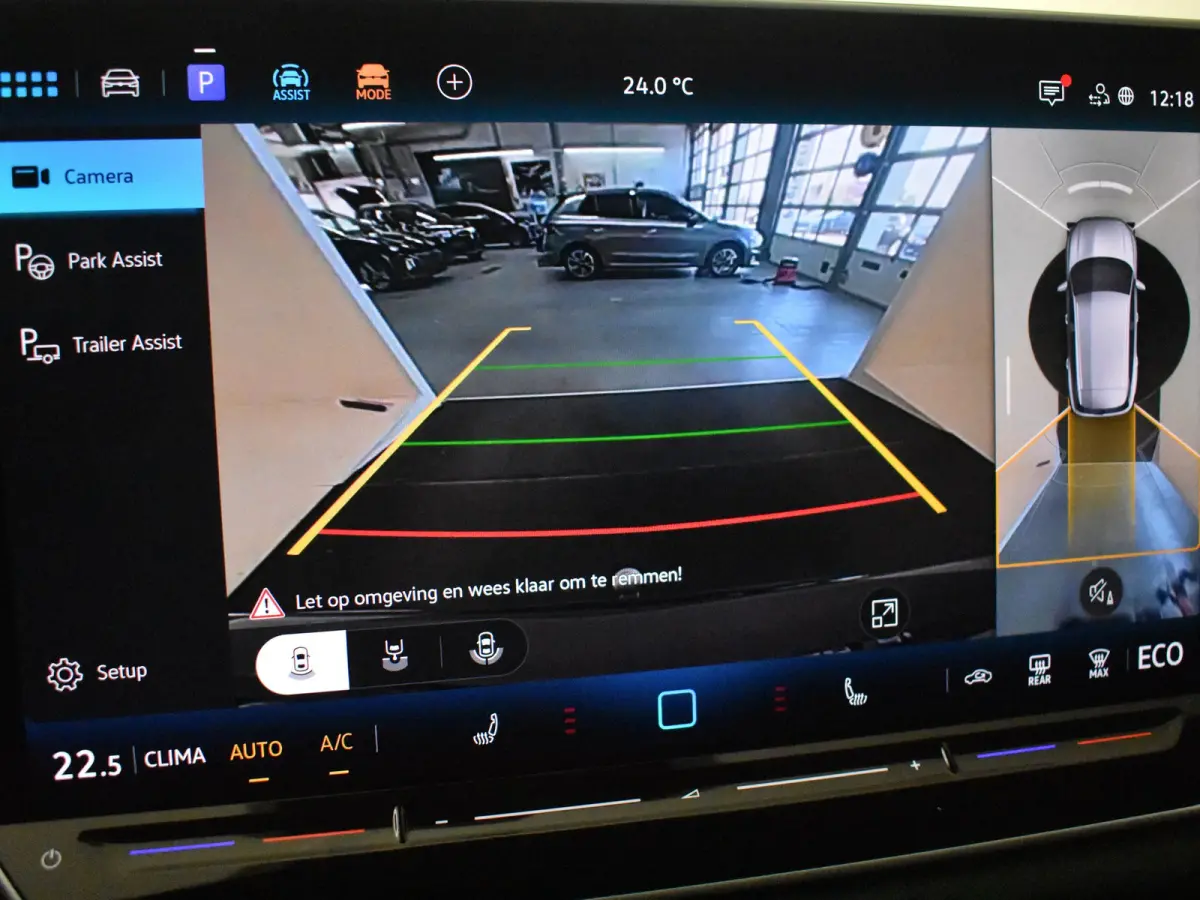 R-Line Edition - eHybrid | 'App-Connect' draadloze smartphone integratie | Automatische afstandsregeling (Adaptive Cruise Control) | Diefstalalarm