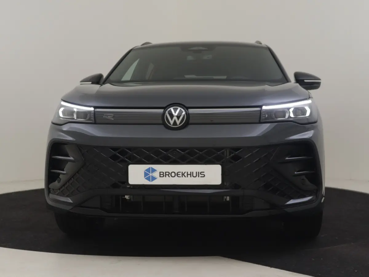 R-Line Edition - eHybrid | 'App-Connect' draadloze smartphone integratie | Automatische afstandsregeling (Adaptive Cruise Control) | Diefstalalarm