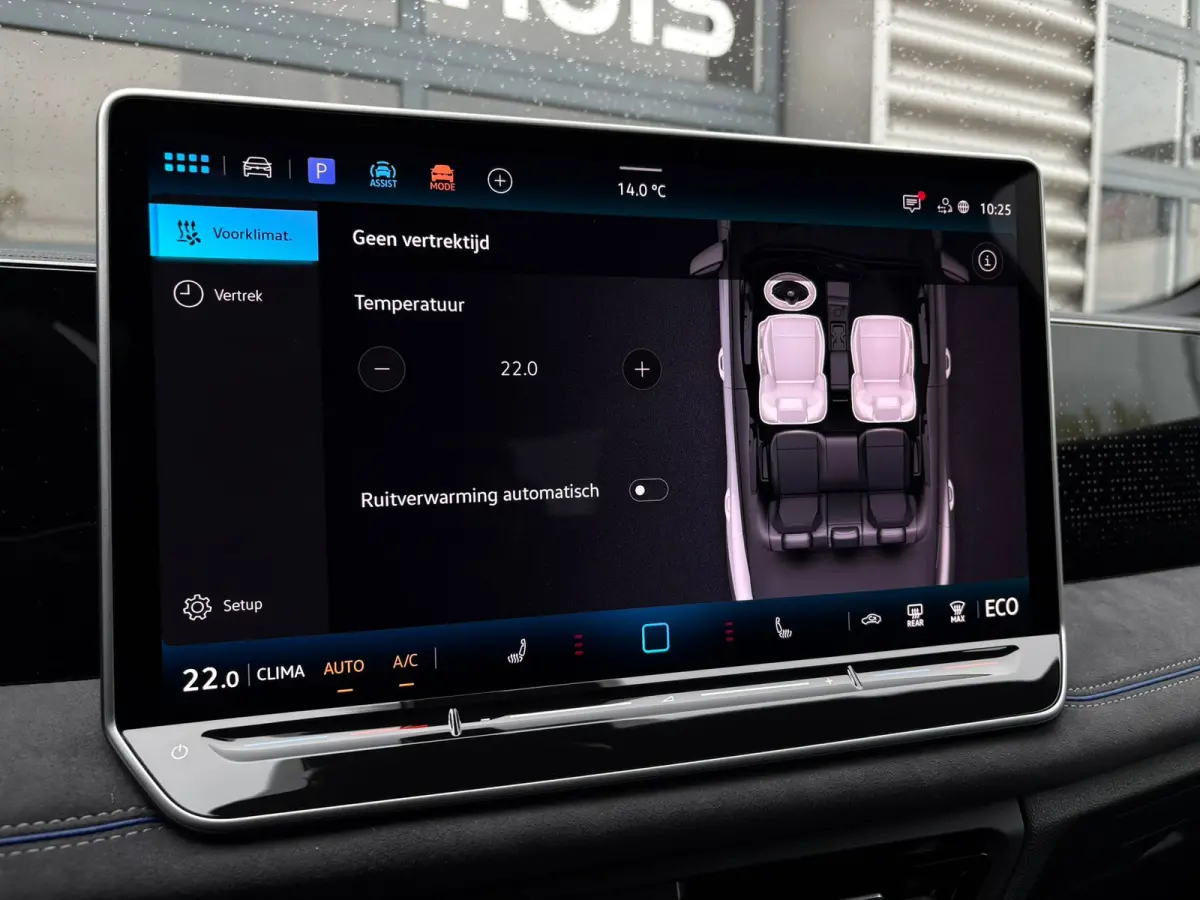 R-Line Edition - eHybrid | 'App-Connect' draadloze smartphone integratie | Automatische afstandsregeling (Adaptive Cruise Control) | Diefstalalarm