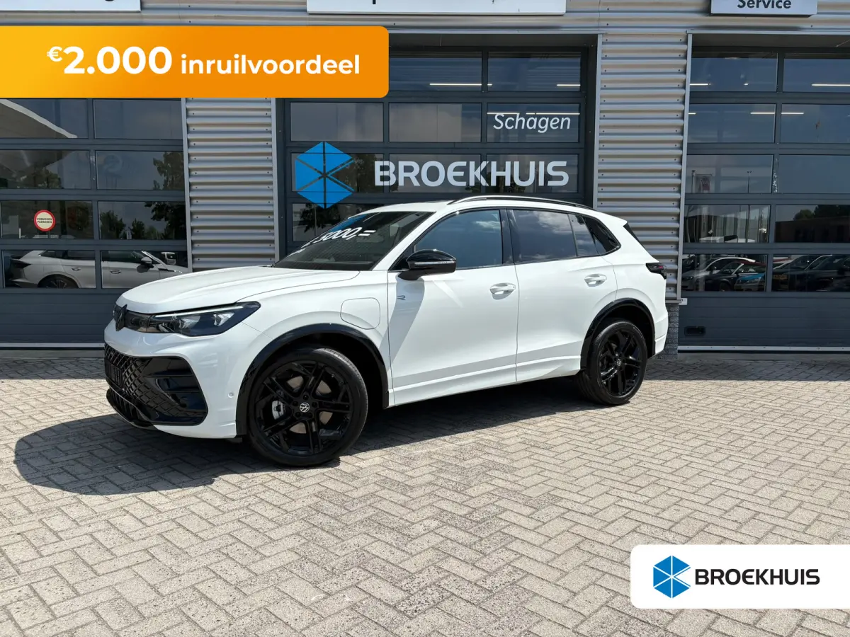 R-Line Edition - eHybrid | 'App-Connect' draadloze smartphone integratie | Automatische afstandsregeling (Adaptive Cruise Control) | Diefstalalarm