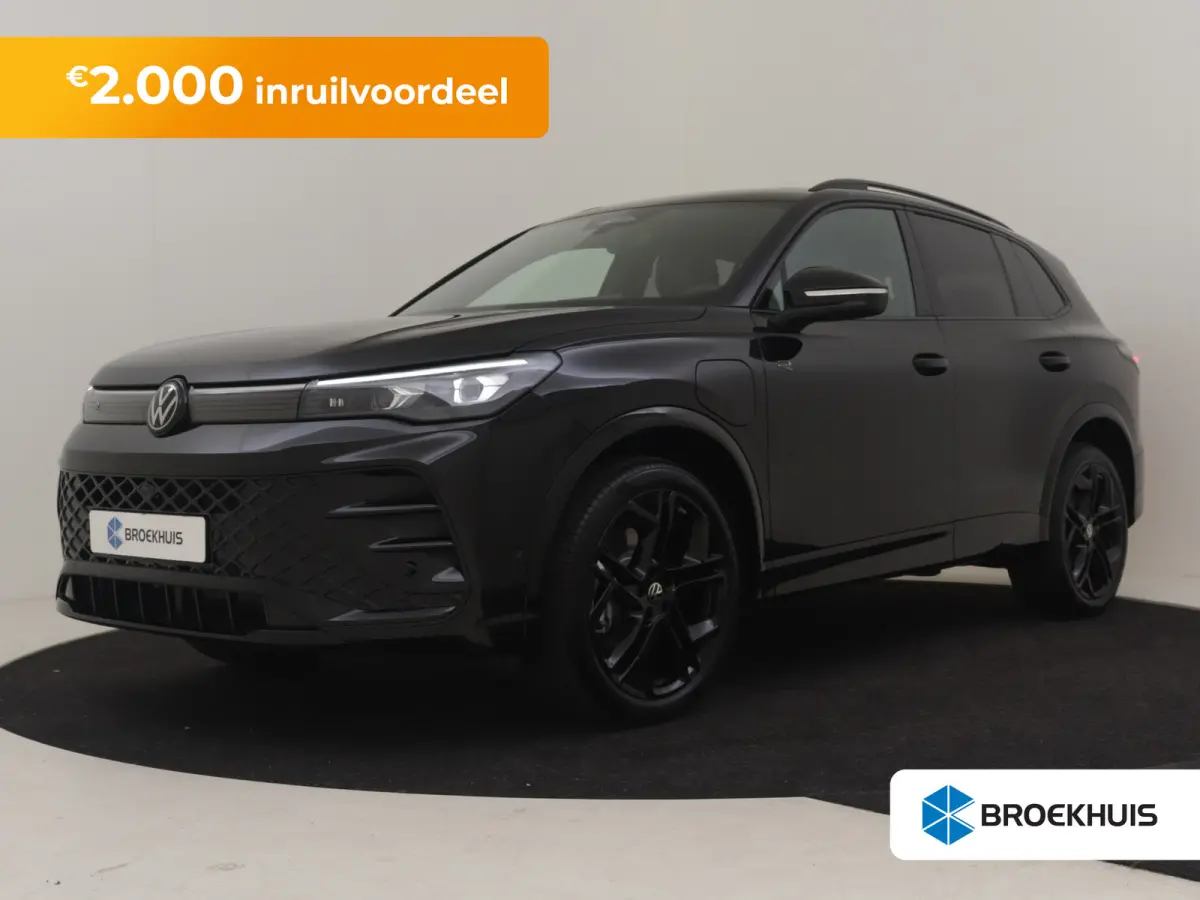 R-Line Edition - eHybrid | 'App-Connect' draadloze smartphone integratie | Automatische afstandsregeling (Adaptive Cruise Control) | Diefstalalarm