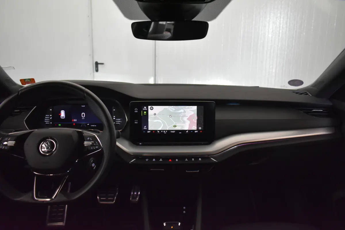 1.0 e-TSI Sportline Trekhaak Virtual schaalstoelen Stoelverwarming