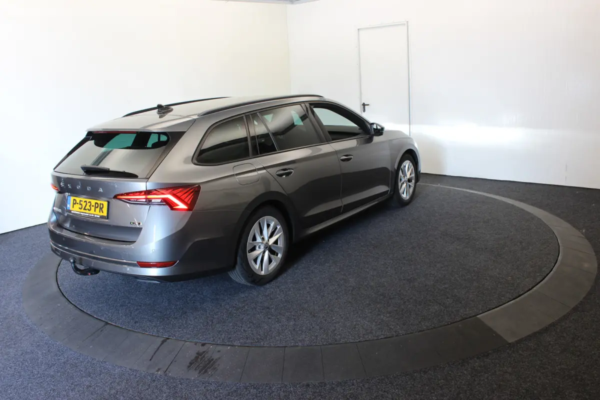 1.0 e-TSI Sportline Trekhaak Virtual schaalstoelen Stoelverwarming
