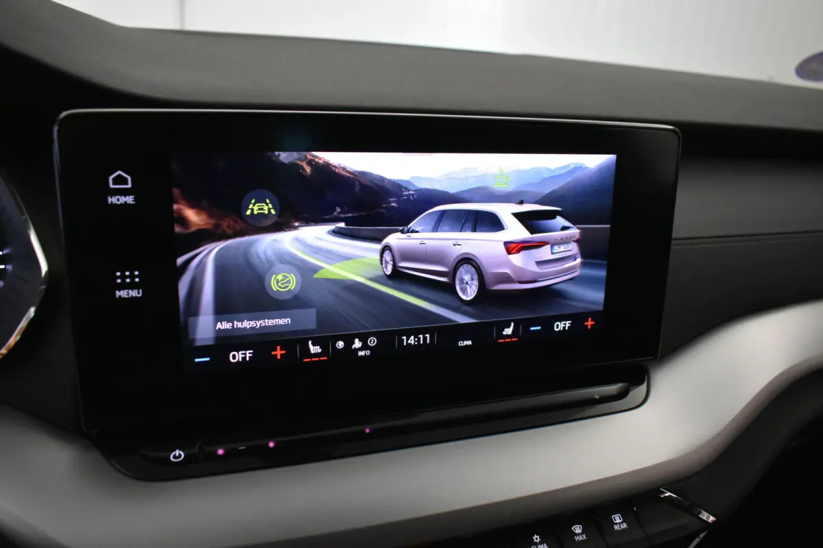 1.0 e-TSI Sportline Trekhaak Virtual schaalstoelen Stoelverwarming