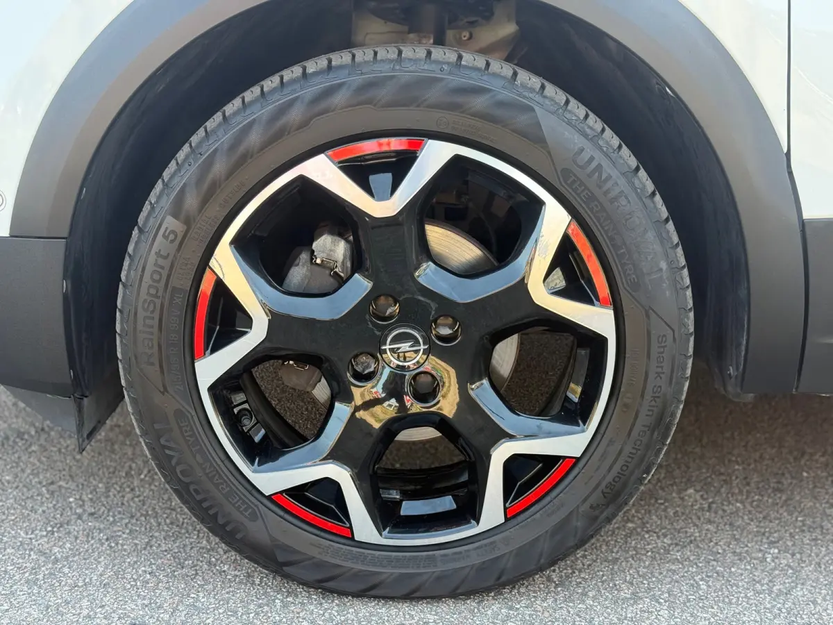 1.2 Turbo GS Line | LED | Camera | Cruise