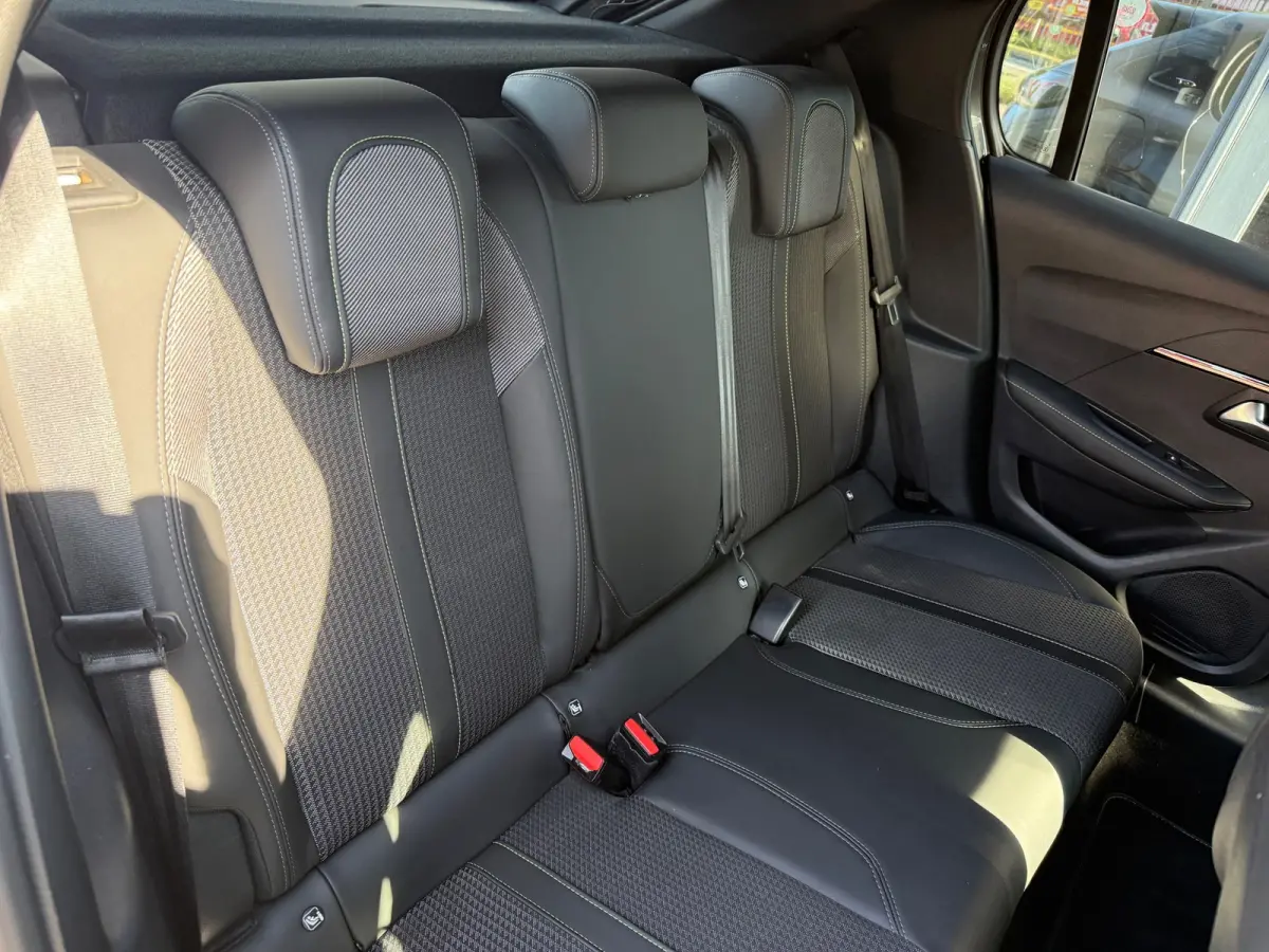 1.2 PureTech GT | Navi | Camera | Carplay