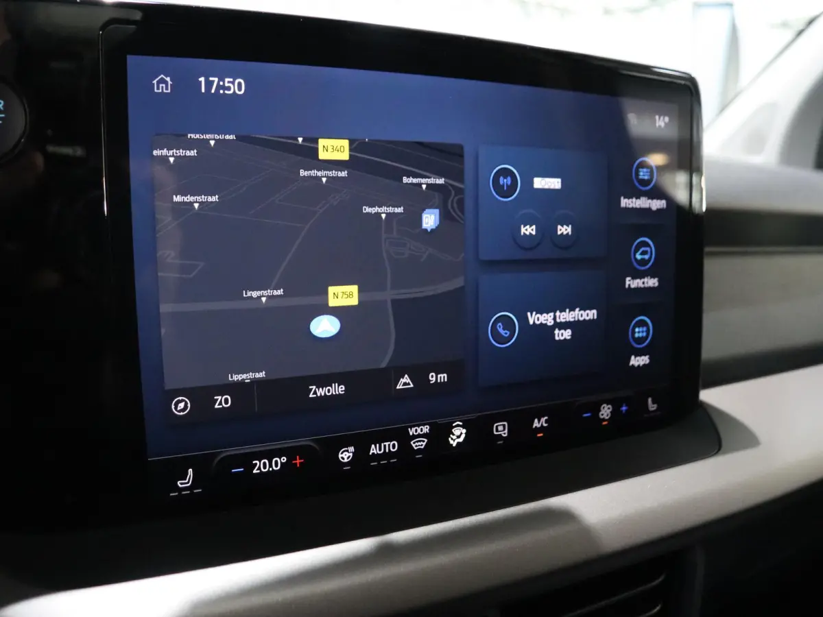 Trend 46 kWh PARKEERSENSOREN V+A, CARPLAY, CRUISE CONTROL, ACHTERUITRIJ CAMERA, 16'' RESERVEWIEL, LED LAADRUIMTEVERLICHTING , LAADVLOERBESCHERMING, RUBBER , TREKHAAK