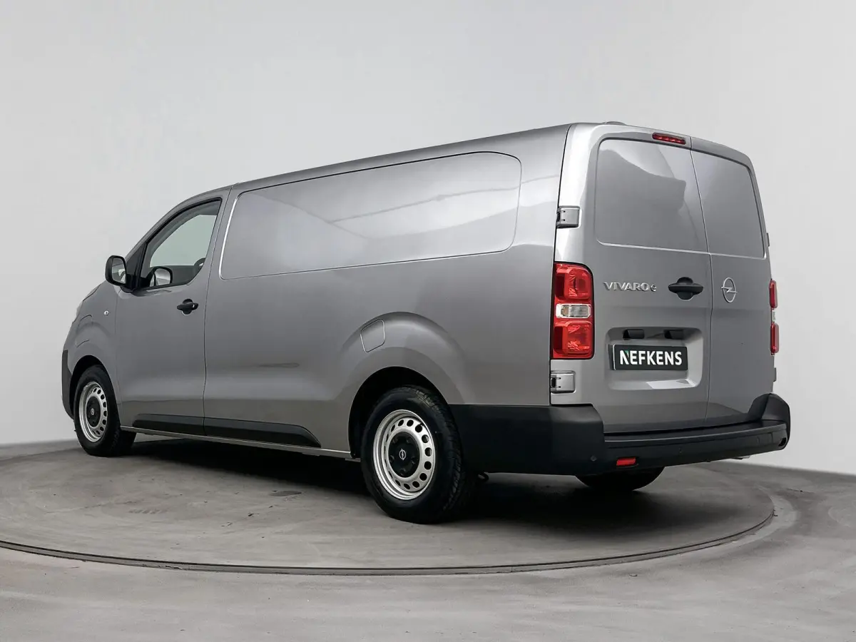 Electric L3 136pk 75 kWh | NIEUW | USB | Volledig Afwerking Laadruimte | 3 Zits | Airco