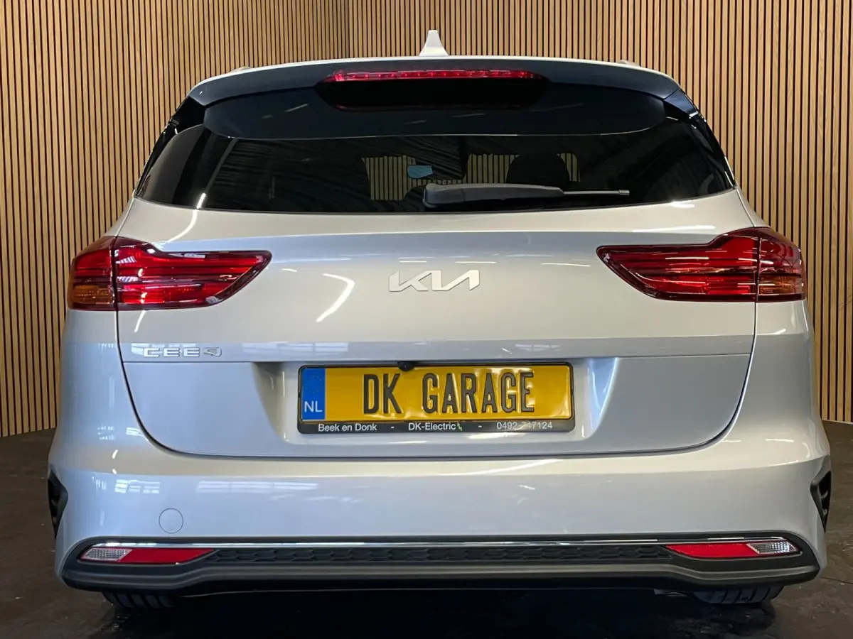 1.0 T-GDi DynamicLine|APPLE CARPLAY, ANDROID AUTO|STOEL-,STUURVERW|CAMERA|CRUISE,CLIMATE|1E EIG.|INCL.BTW|