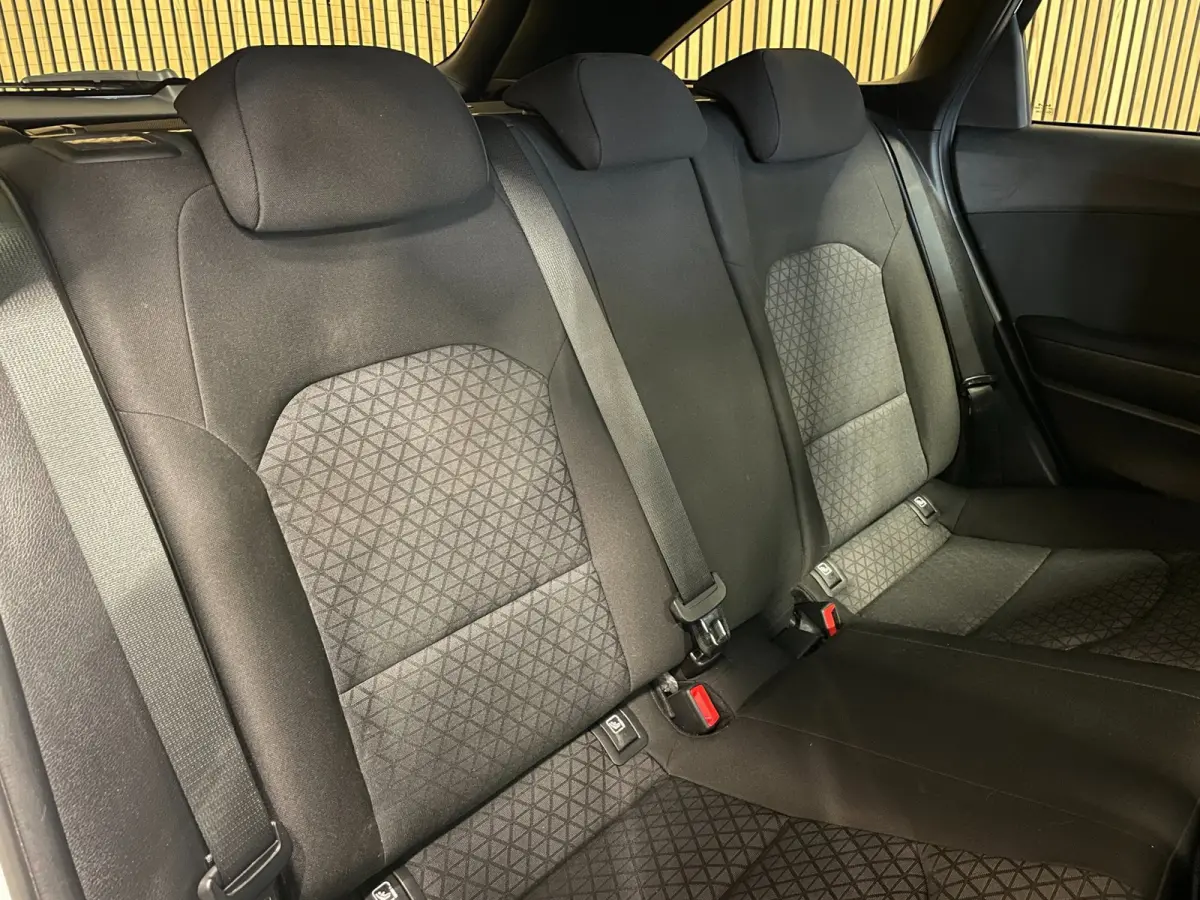 1.0 T-GDi DynamicLine|APPLE CARPLAY, ANDROID AUTO|STOEL-,STUURVERW|CAMERA|CRUISE,CLIMATE|1E EIG.|INCL.BTW|