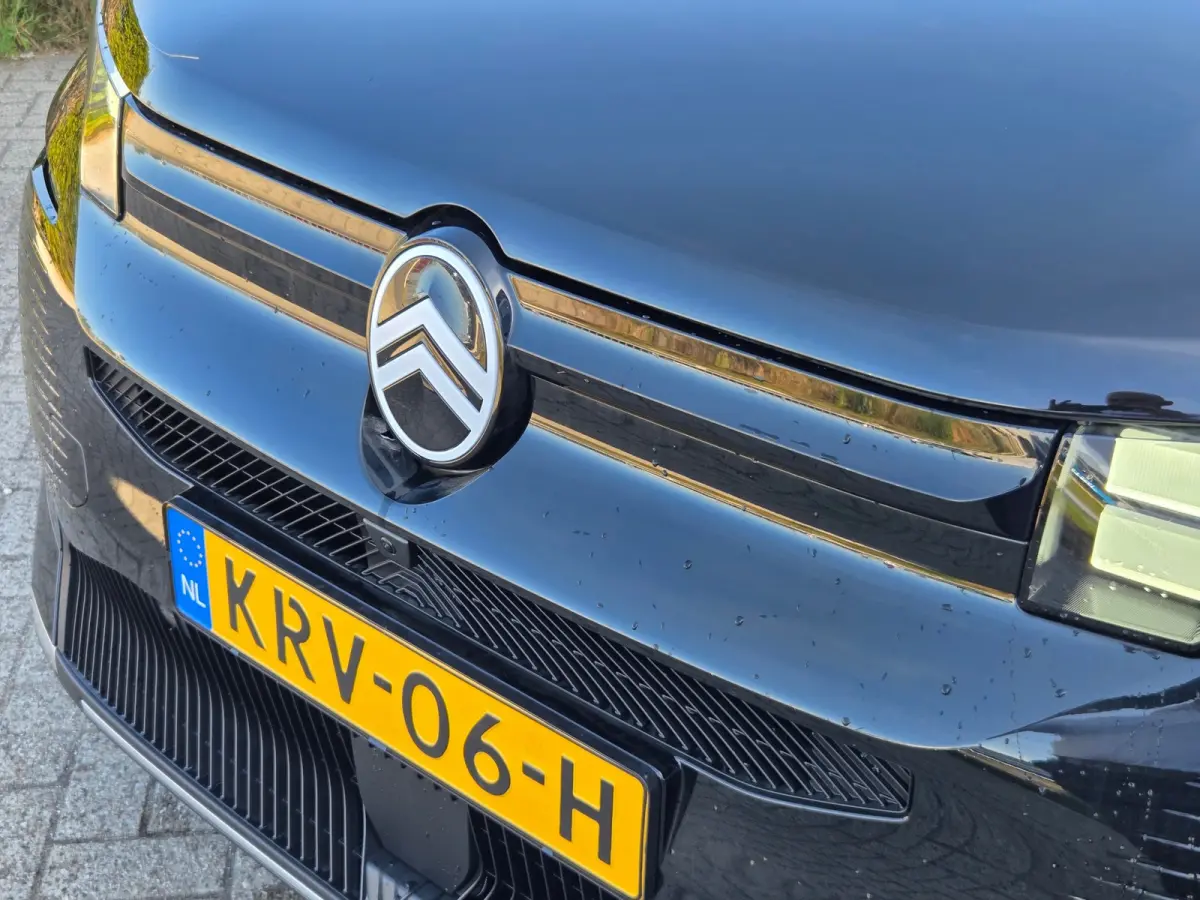 Max 1.2 Hybrid VOORRAADACTIE | 8 JAAR GARANTIE | HUD | Stoel Ventilatie + Verwarming | Keyless | 360° Camera | Carplay |