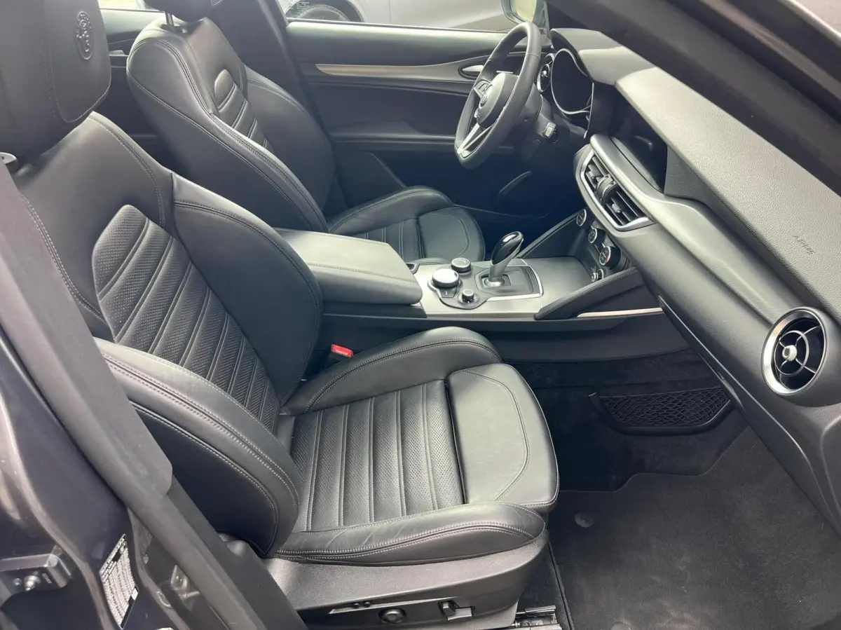 2.0t Q4 Veloce, 310pk, panodak, 1ste eig.