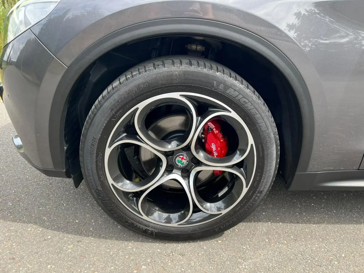 2.0t Q4 Veloce, 310pk, panodak, 1ste eig.