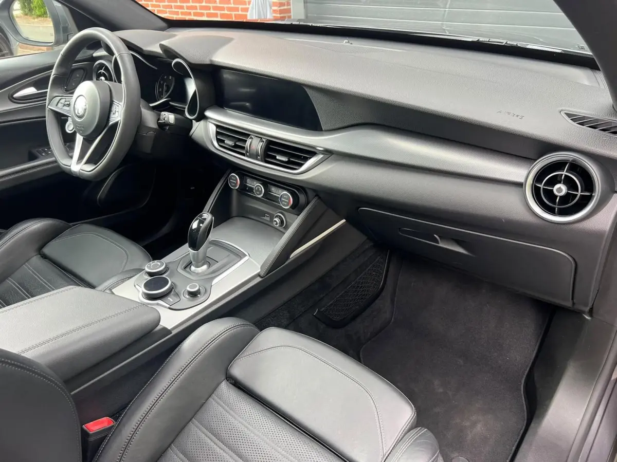 2.0t Q4 Veloce, 310pk, panodak, 1ste eig.