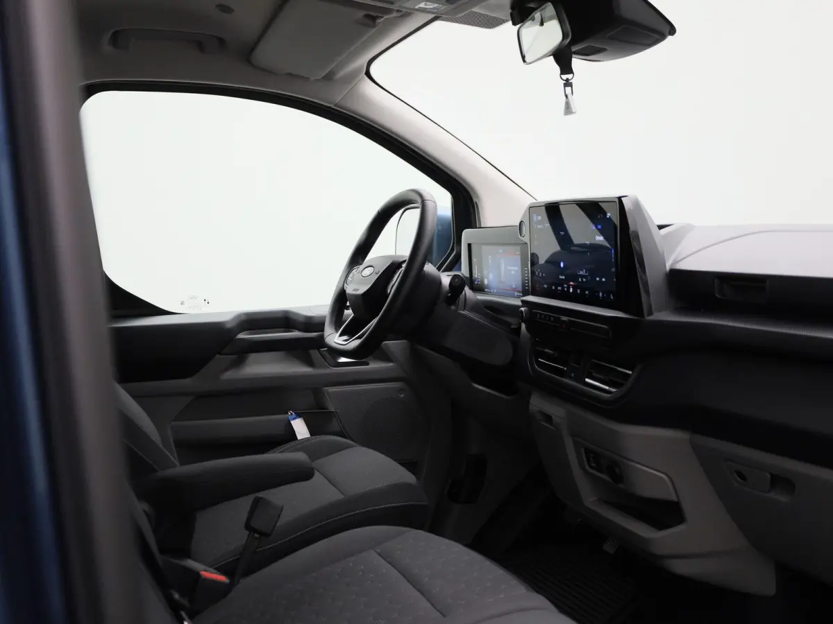 340 2.5 PHEV L2H1 Limited Incl. BTW & BPM | Adaptieve Cruise Controle | Navigatie | achteruitrij camera | 9 Persoons!