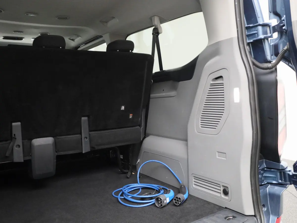 340 2.5 PHEV L2H1 Limited Incl. BTW & BPM | Adaptieve Cruise Controle | Navigatie | achteruitrij camera | 9 Persoons!