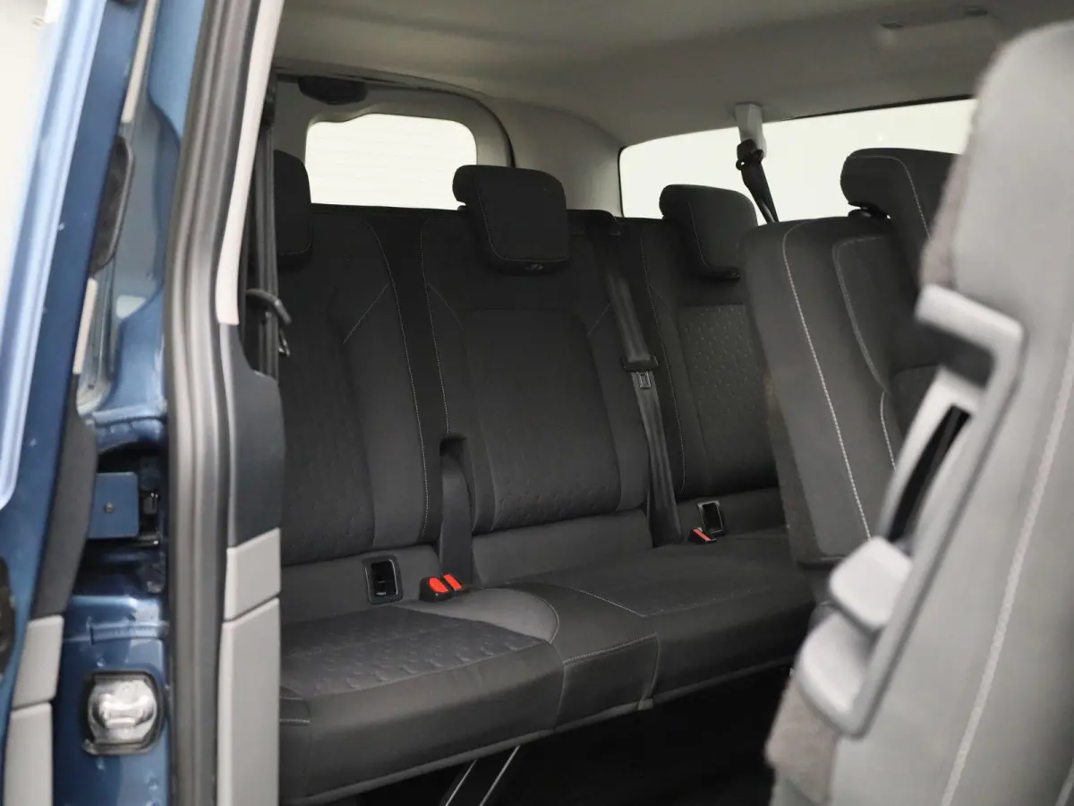 340 2.5 PHEV L2H1 Limited Incl. BTW & BPM | Adaptieve Cruise Controle | Navigatie | achteruitrij camera | 9 Persoons!