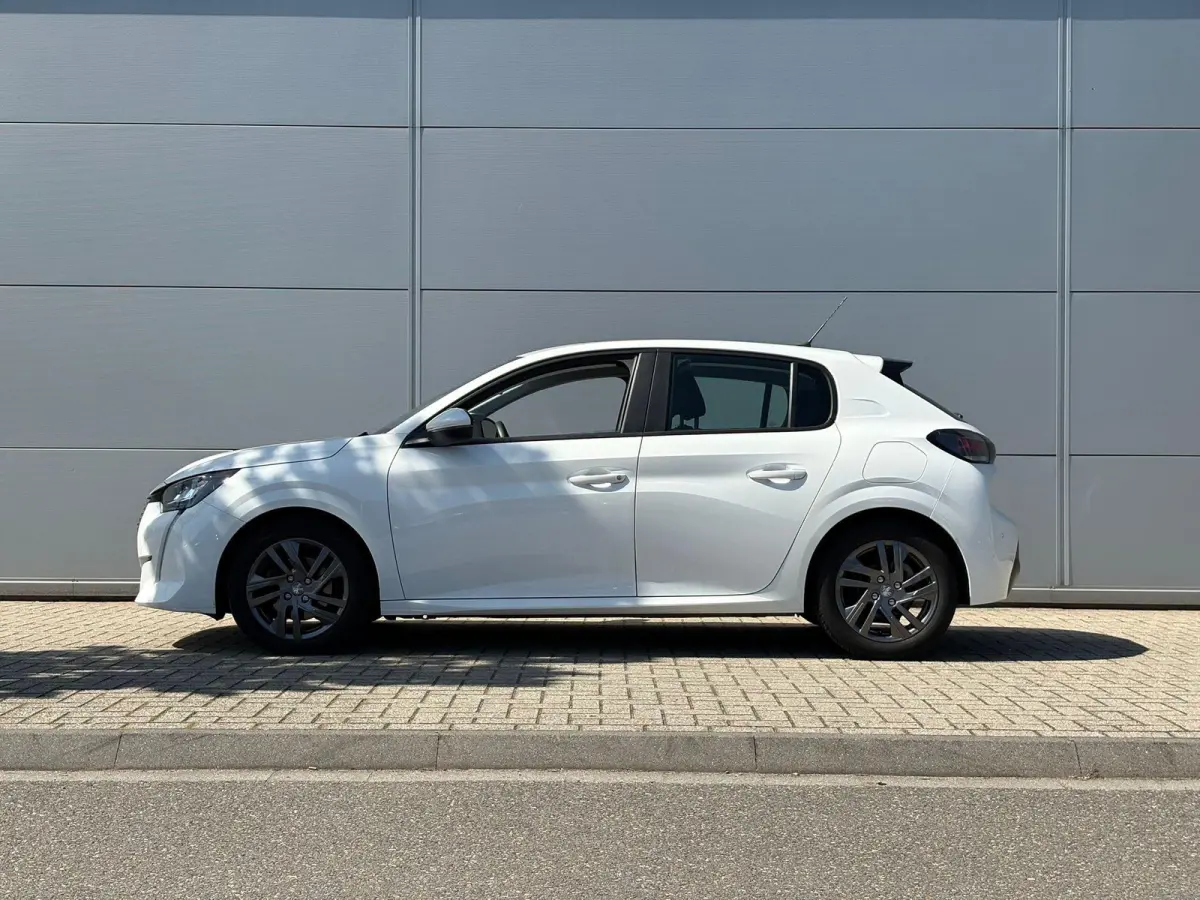 1.2 PureTech Blue Lease Active | Airco | Parkeersensoren | Navigatie | Apple Carplay/Android Auto