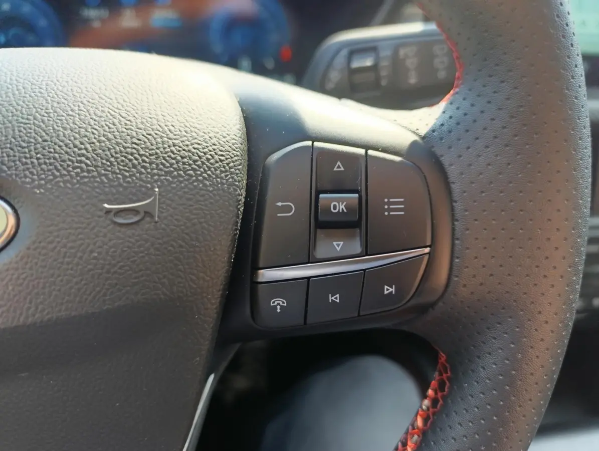 2.5 PHEV ST-Line X | Panodak | Elek. trekhaak | Adaptieve Cruise | Black Pack | Stoel/stuur voorruitverwarming | Matrix-LED | Elek. stoelen met geheugen | B&O Audio
