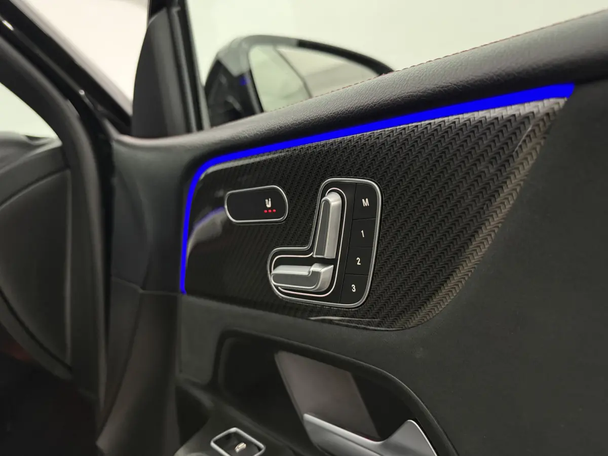 200 AMG | Pano | Virtual | Burmester | Camera | Memory | Sfeer | Carplay | NAP