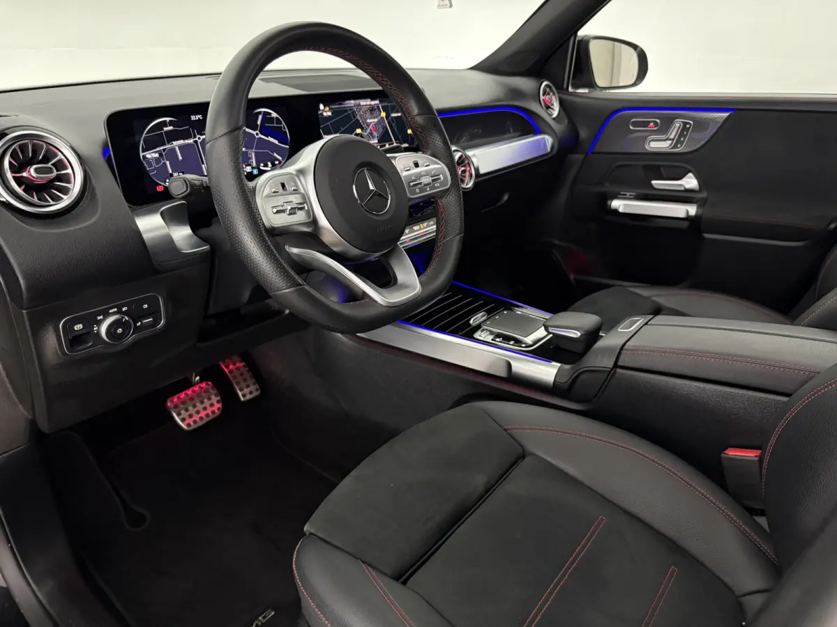 200 AMG | Pano | Virtual | Burmester | Camera | Memory | Sfeer | Carplay | NAP