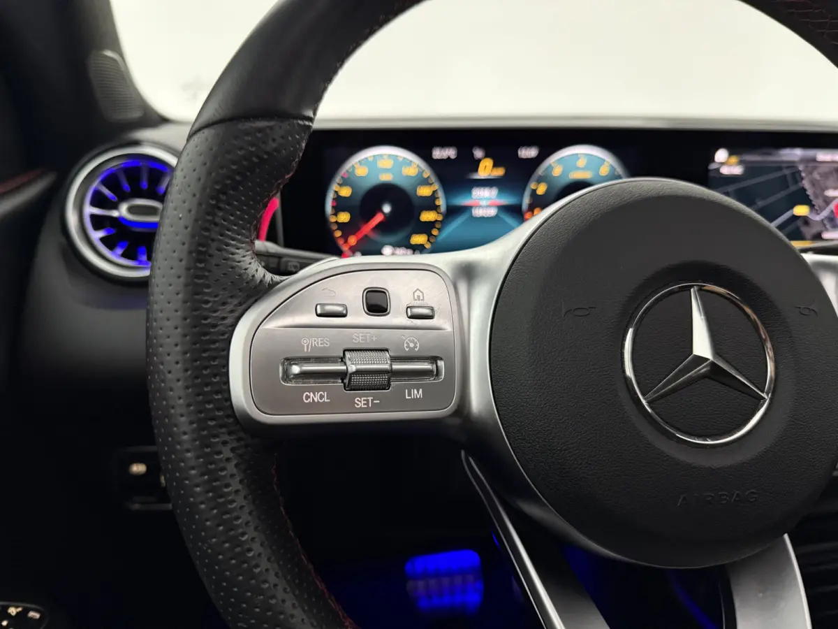 200 AMG | Pano | Virtual | Burmester | Camera | Memory | Sfeer | Carplay | NAP