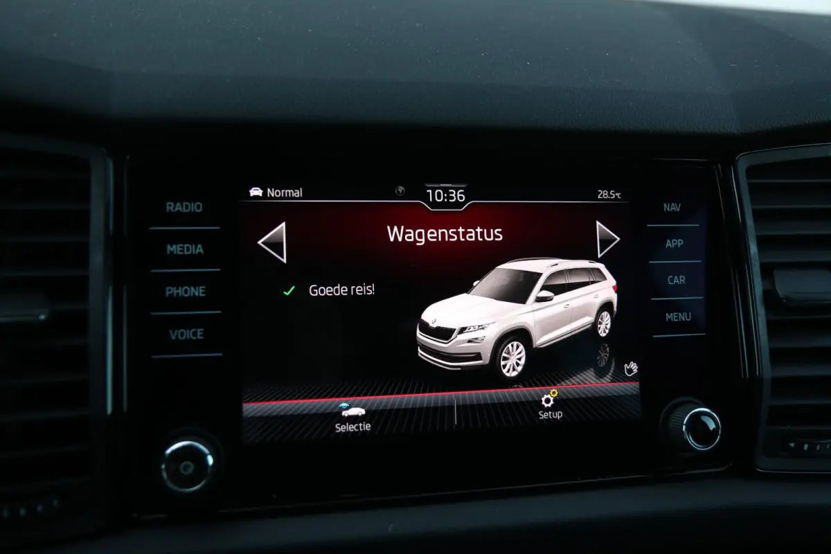 1.5 TSI 150pk DSG Sportline Business | Achteruitrijcamera | Stoelverwarming | Navigatie