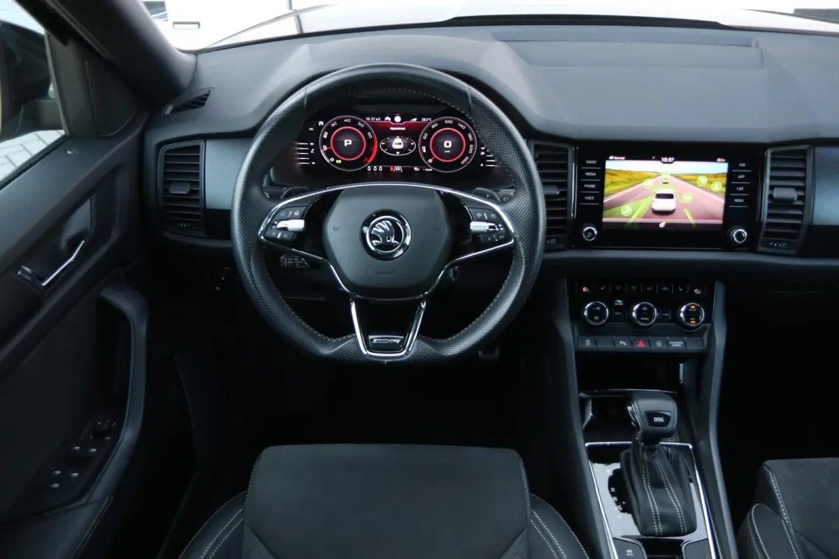 1.5 TSI 150pk DSG Sportline Business | Achteruitrijcamera | Stoelverwarming | Navigatie