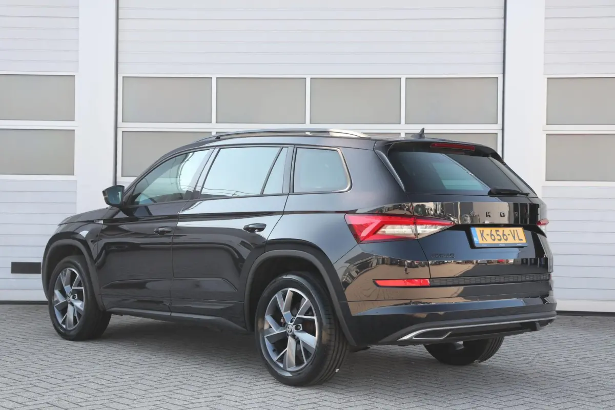 1.5 TSI 150pk DSG Sportline Business | Achteruitrijcamera | Stoelverwarming | Navigatie