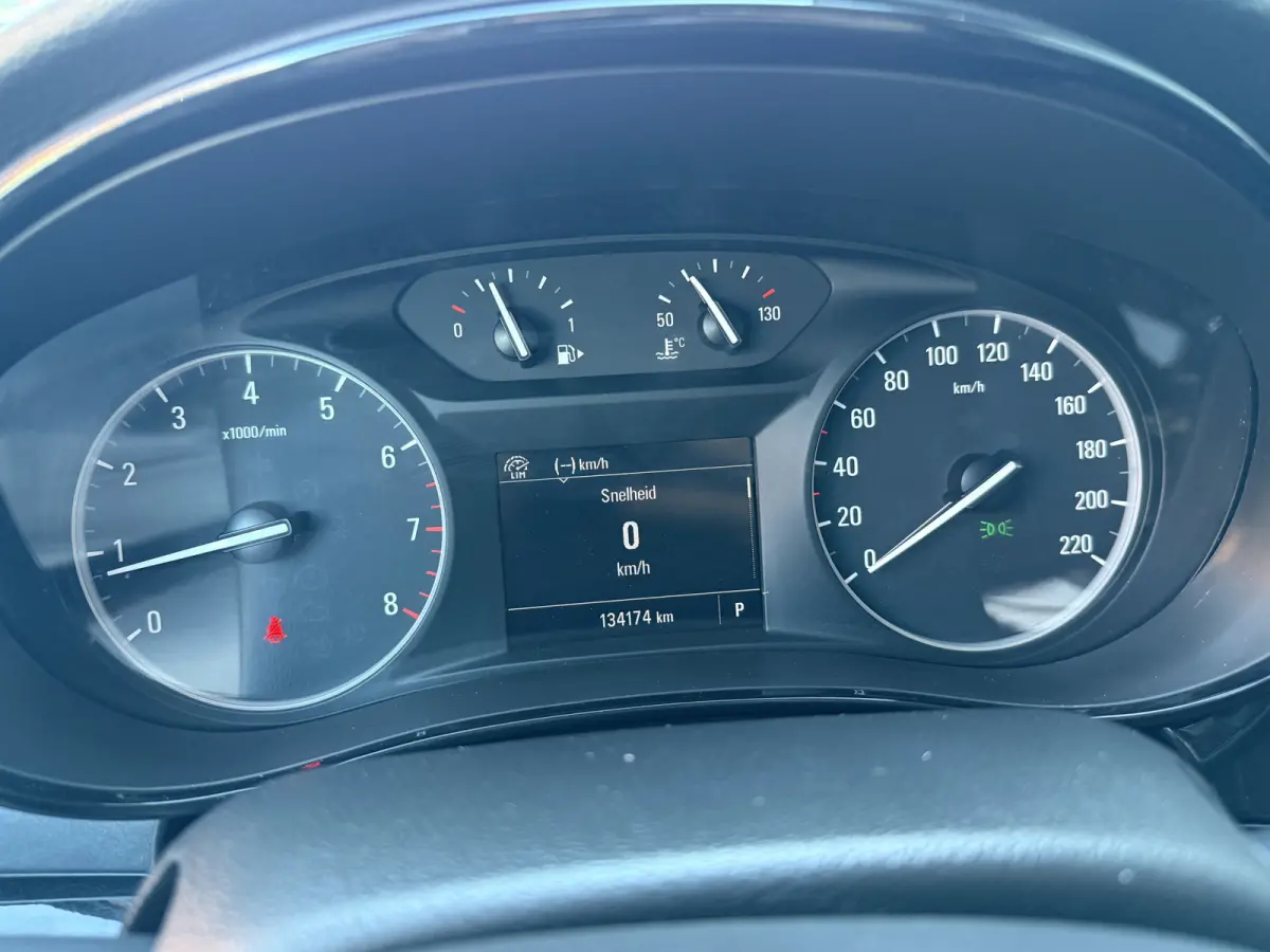 BWJ 2018 1.4 Turbo 141 PK Innovation AUTOMAAT | TREKHAAK | CARPLAY + ANDROID | NAVI | CLIMA | CRUISE | LMV | PDC