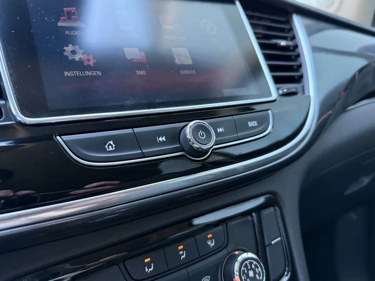 BWJ 2018 1.4 Turbo 141 PK Innovation AUTOMAAT | TREKHAAK | CARPLAY + ANDROID | NAVI | CLIMA | CRUISE | LMV | PDC