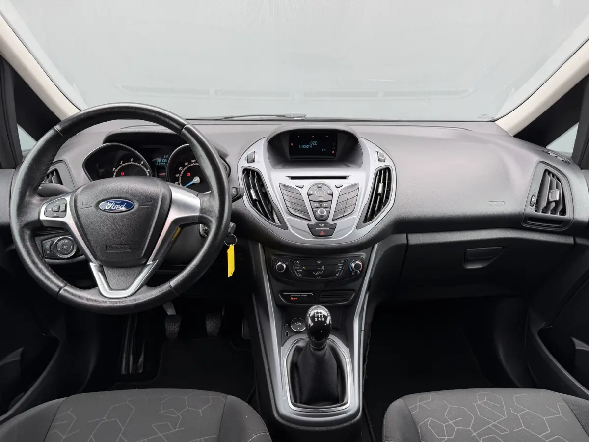 BWJ 2016 1.0 101 PK EcoBoost Style STOELVERW. | RADIO | LMV | PDC