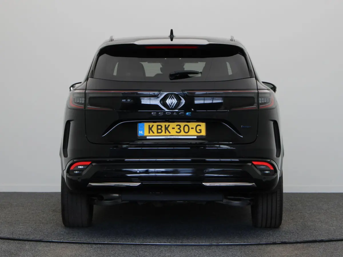 E-Tech full hybrid 200pk esprit Alpine 7p. | Elektrische achterklep | 4Control | Adaptieve cruise control | Achteruitrijcamera |