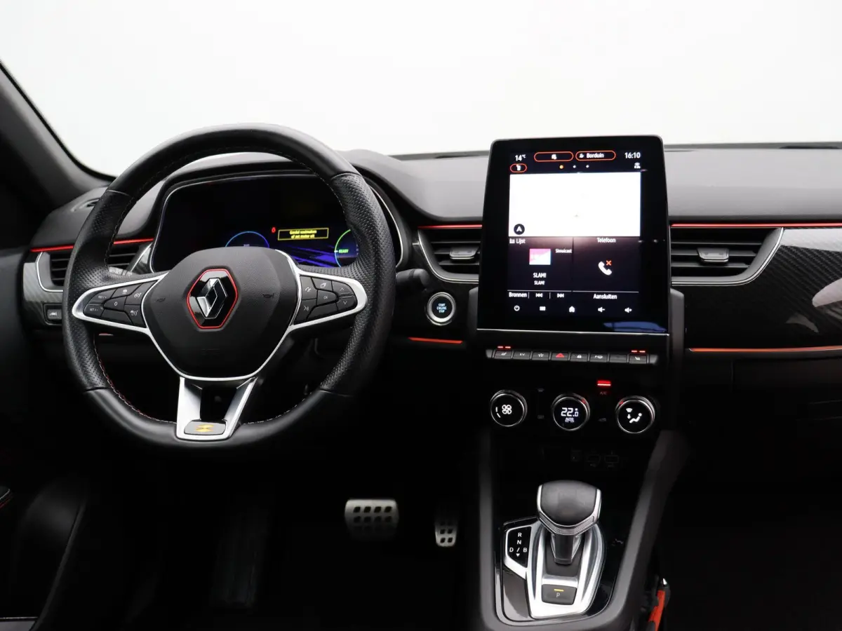 1.6 E-Tech Hybrid 145 R.S. Line | Stoel en stuur verwarming | Climate Control | Navigatie | Lederen bekleding | Elektrisch verstelbare stoel | Apple carplay/Andoid auto |