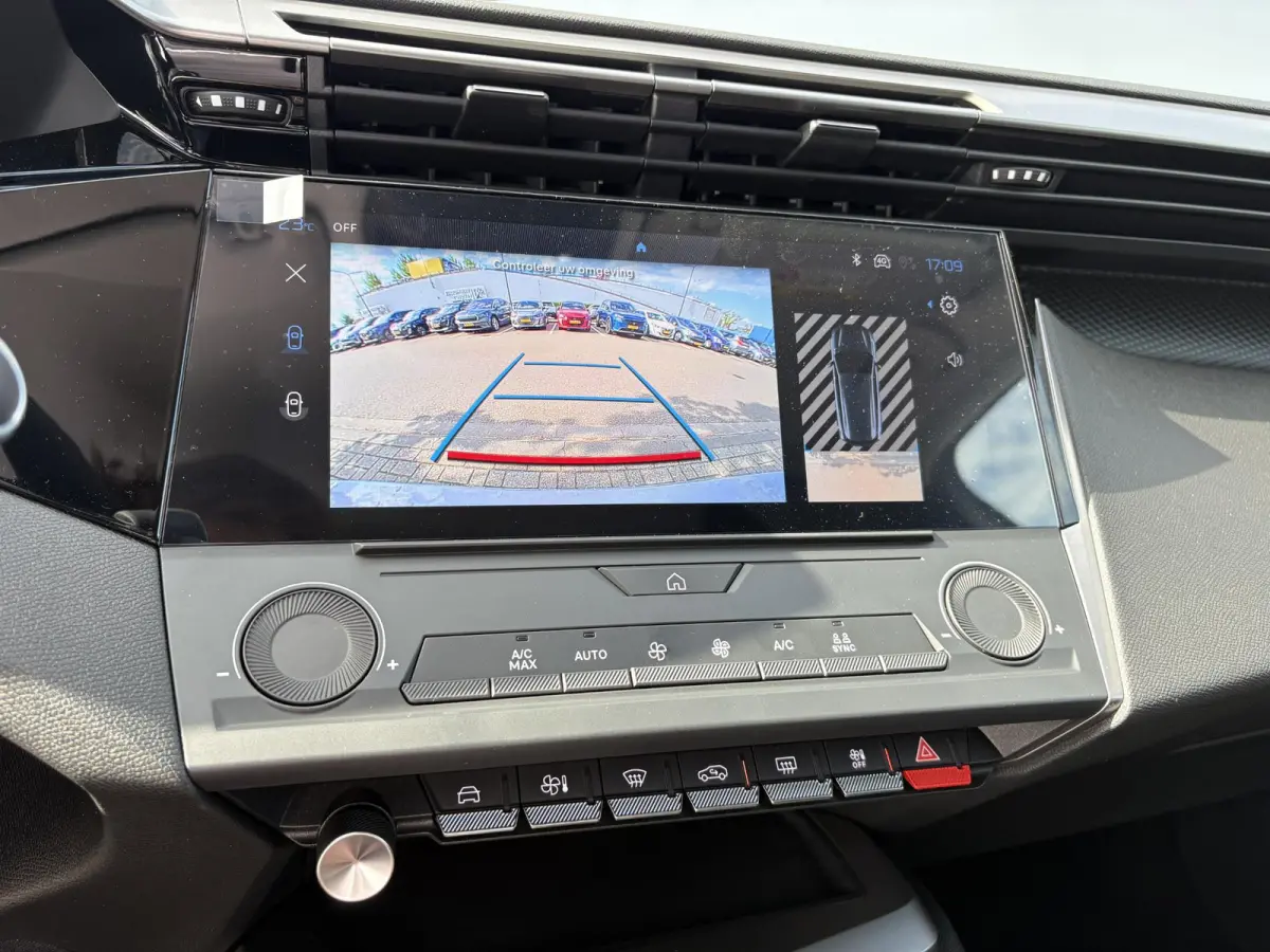 1.2 Hybrid 145 e-DCS6 Business | 360 Camera | Cruise Control | Apple Carplay/Android Auto
