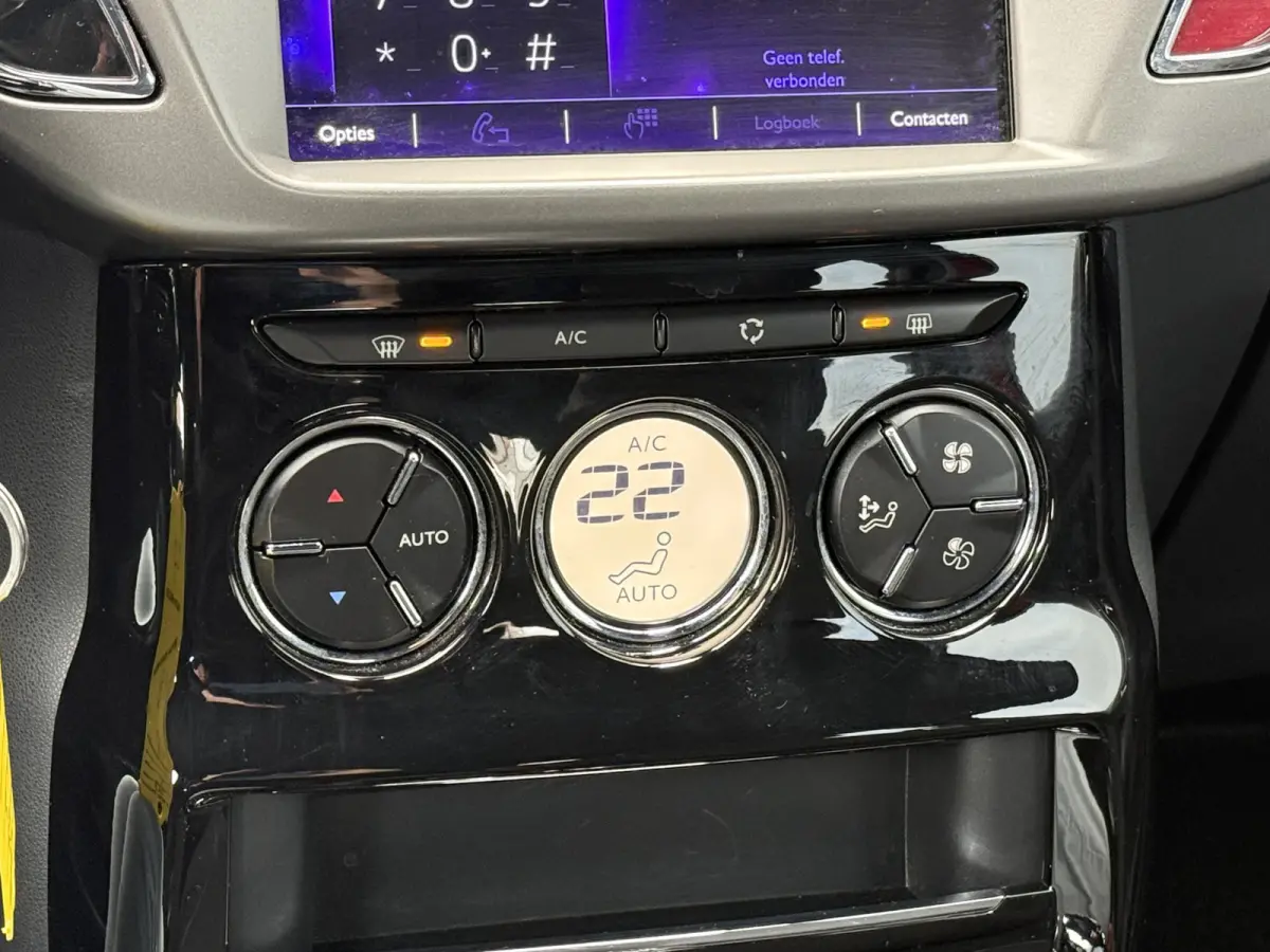 BWJ 2017 1.2 82PK So Chic AUTOMAAT | FULL LED | CARPLAY + ANDROID | NAVI | CLIMA | CRUISE | LMV | PDC
