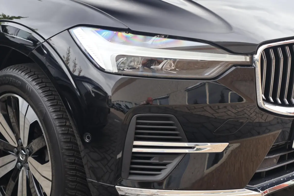 T6 Recharge AWD Plus Bright | Stoelverwarming | Trekhaak | 360° Camera | Long range | Pilot Assist | BLIS | Keyless