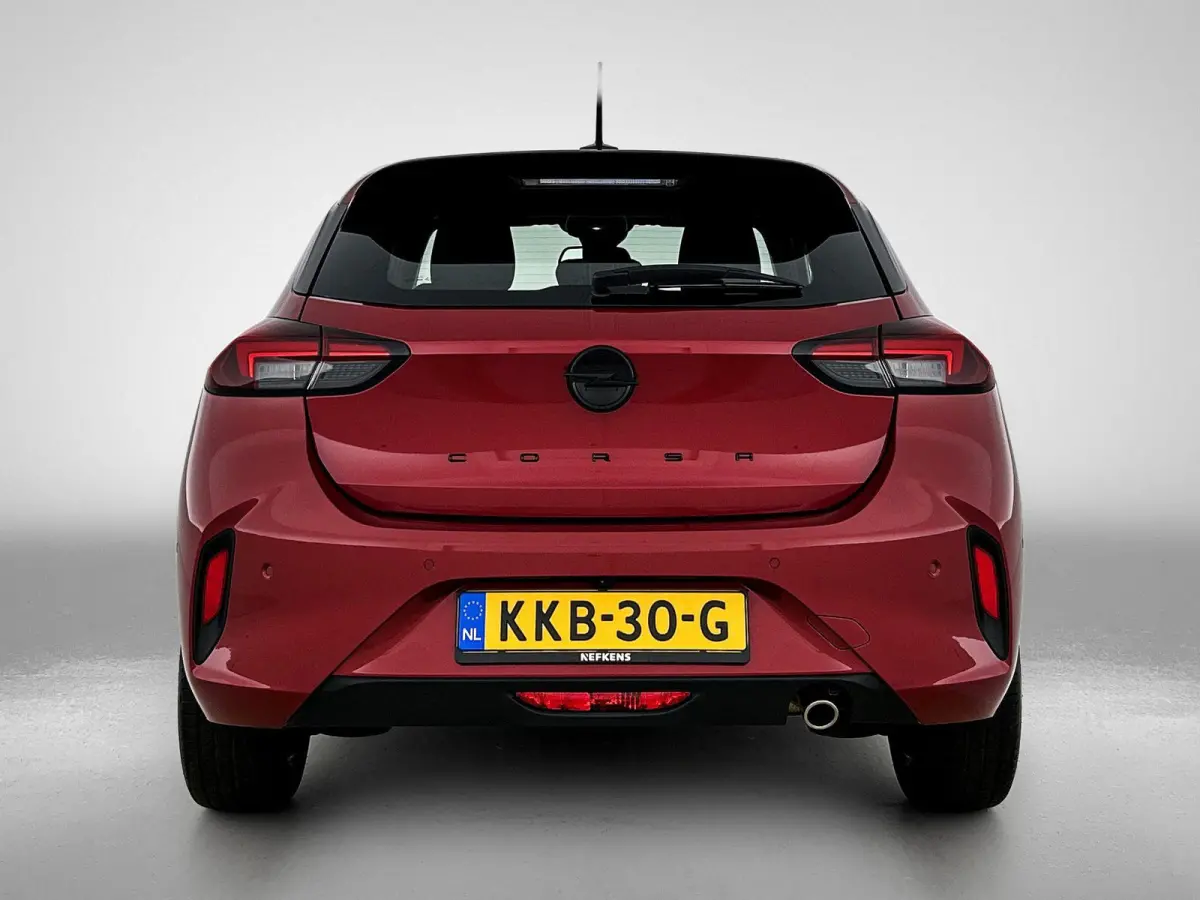 1.2 100pk Automaat GS | Camera | Parkeersensoren voor + achter | Airco | Dodehoekdetectie | Apple Carplay/Android Auto