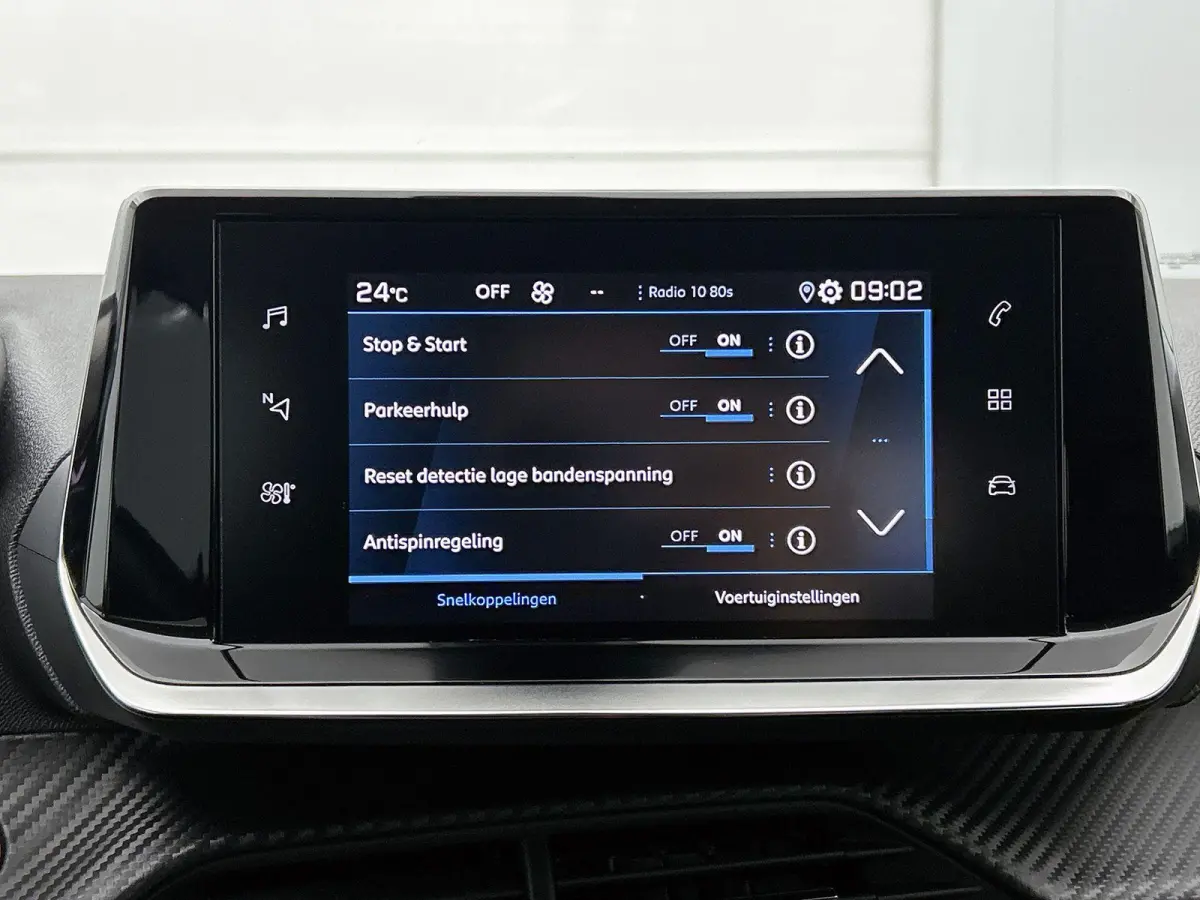 1.2 100pk Allure | Trekhaak | Apple Carplay/Android Auto | LMV 17" | Cruise Control | Climate Conrol | Parkeersensoren achter
