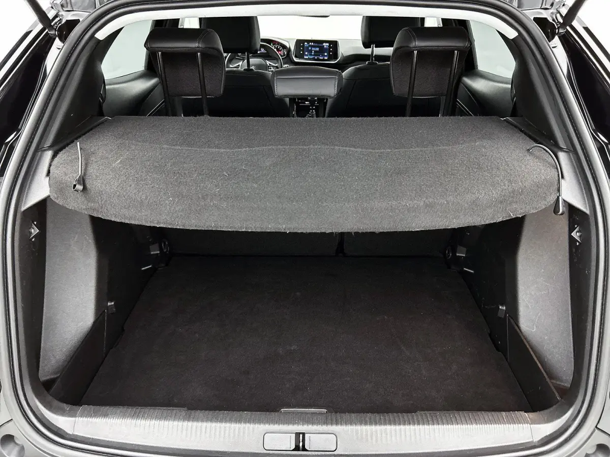 1.2 100pk Allure | Trekhaak | Apple Carplay/Android Auto | LMV 17" | Cruise Control | Climate Conrol | Parkeersensoren achter